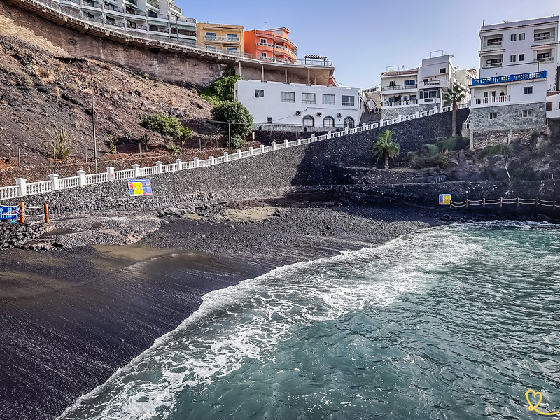 Playa Puerto de Santiago, Tenerife